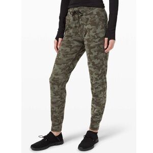 Lululemon Ready to Rulu Jogger 29" Heritage Camo Dark Olive Green Twill Size 2
